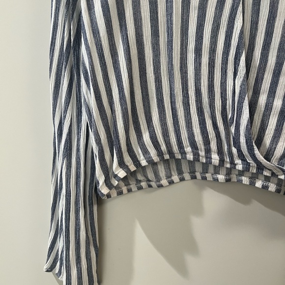 Sadie & Sage Striped Top - Picture 3 of 7